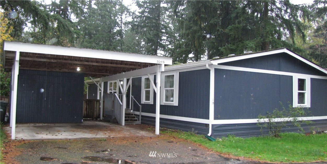 Property Photo:  20416 135th Avenue E 19  WA 98338 