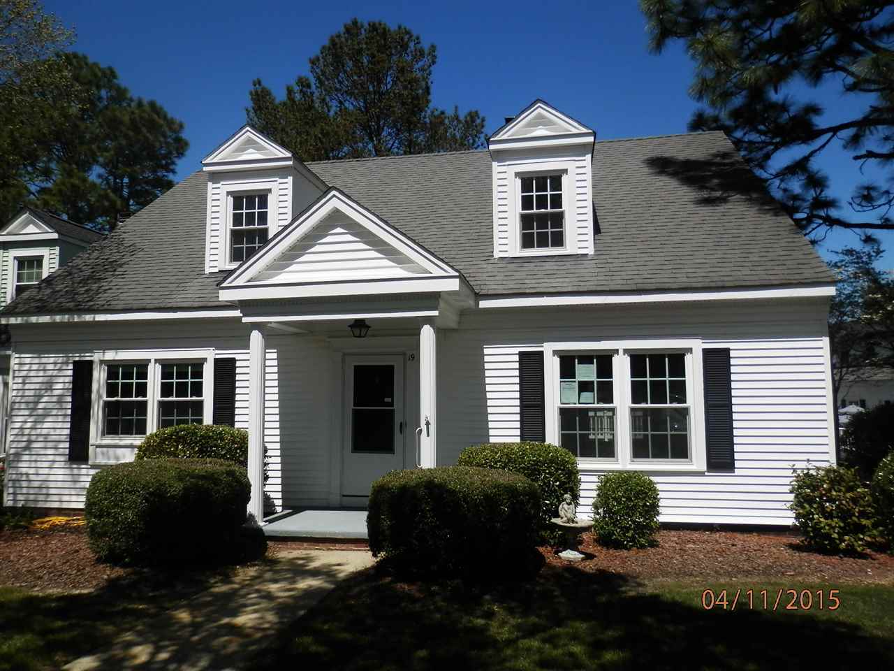 Property Photo:  19 Colonial Pines Circle  NC 28374 