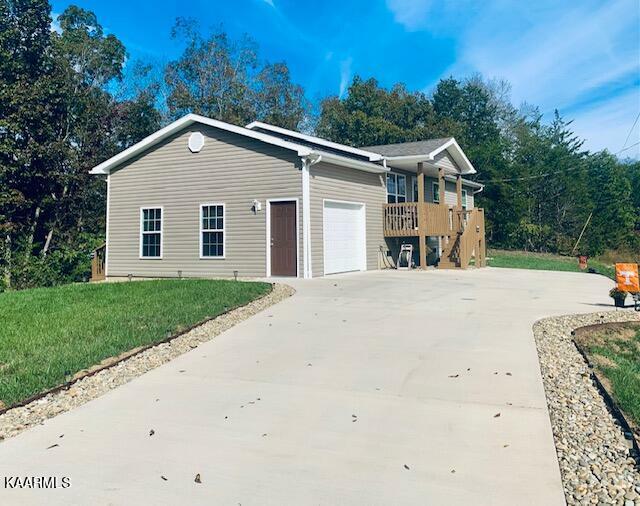 Property Photo: 1044 Lake Smoky Rd TN 37876