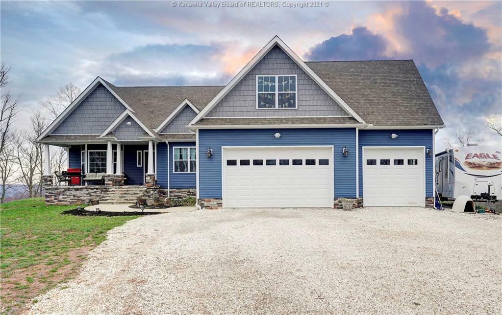 Property Photo: 5 Quiet Oak Lane WV 25702