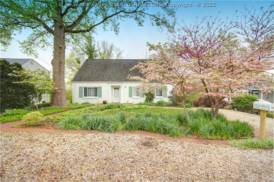 Property Photo: 731 Churchill Drive WV 25314