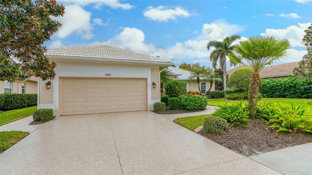 Property Photo:  386 Otter Creek Drive  FL 34292 