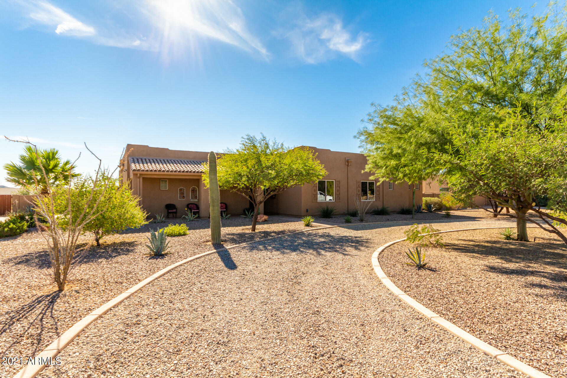 Property Photo: 1715 W Adamanda Court AZ 85086