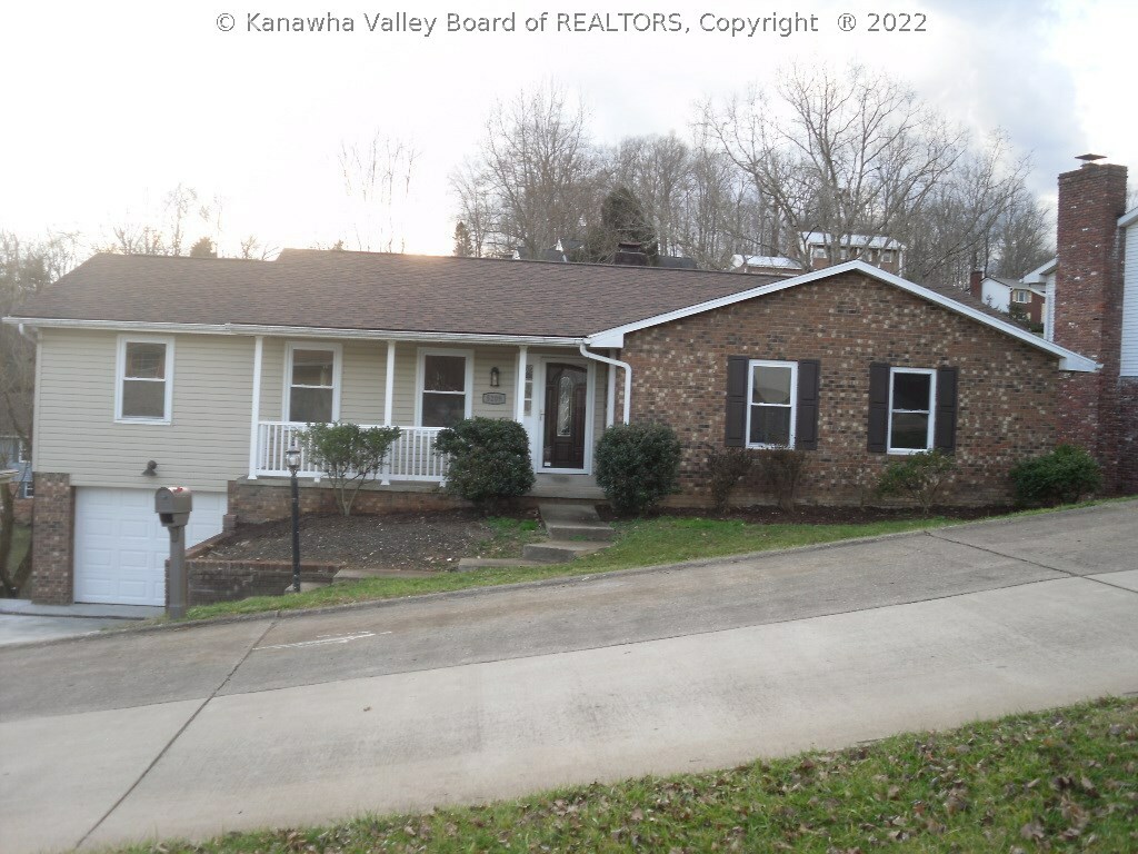 Property Photo: 5209 Dellway Drive WV 25313