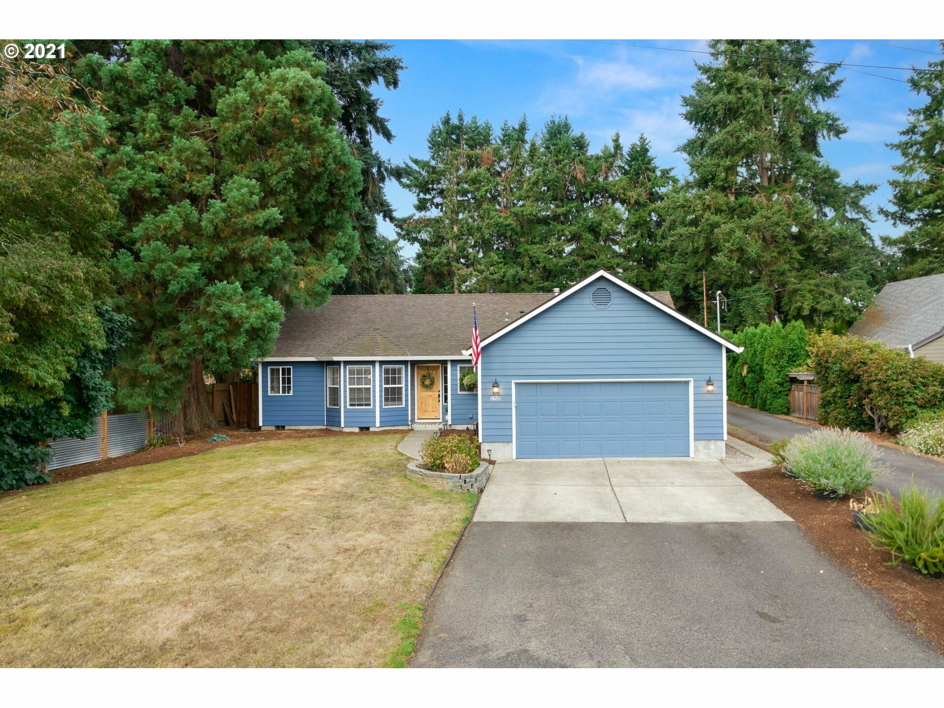 18211 SE Blanton St  Milwaukie OR 97267 photo