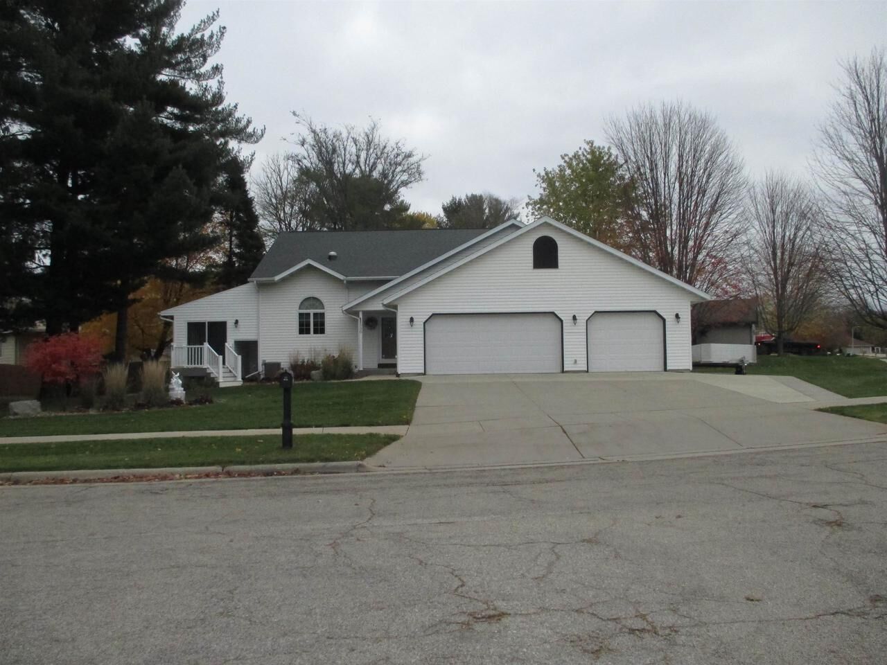 Property Photo:  550 St Johns Ave  WI 53563 