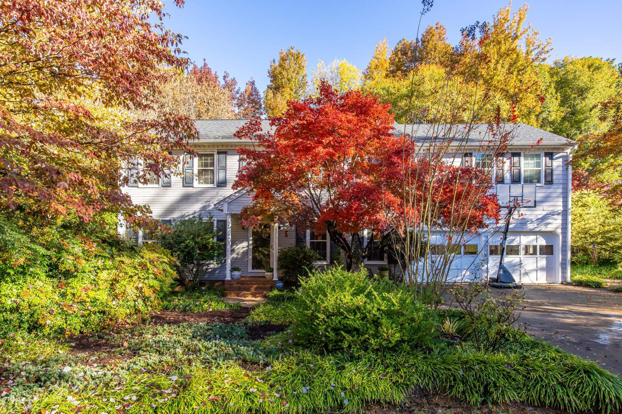 Property Photo:  103 Gable Court  SC 29307 