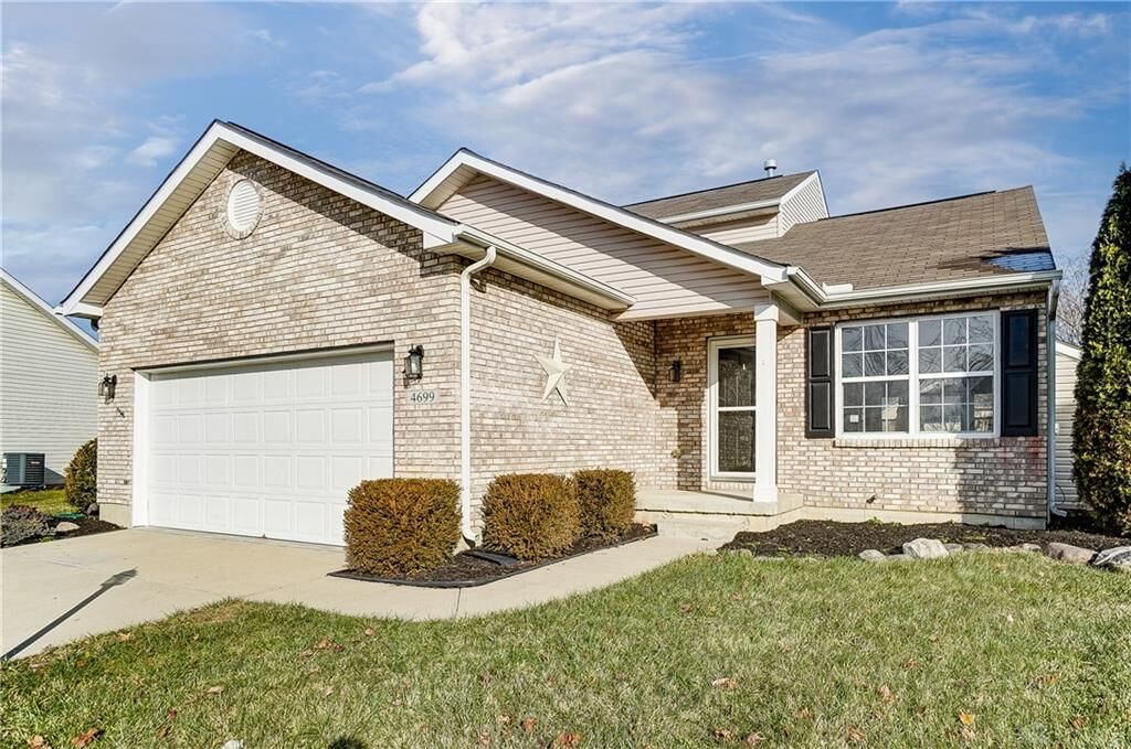 Property Photo: 4699 Santa Anita Place OH 45424