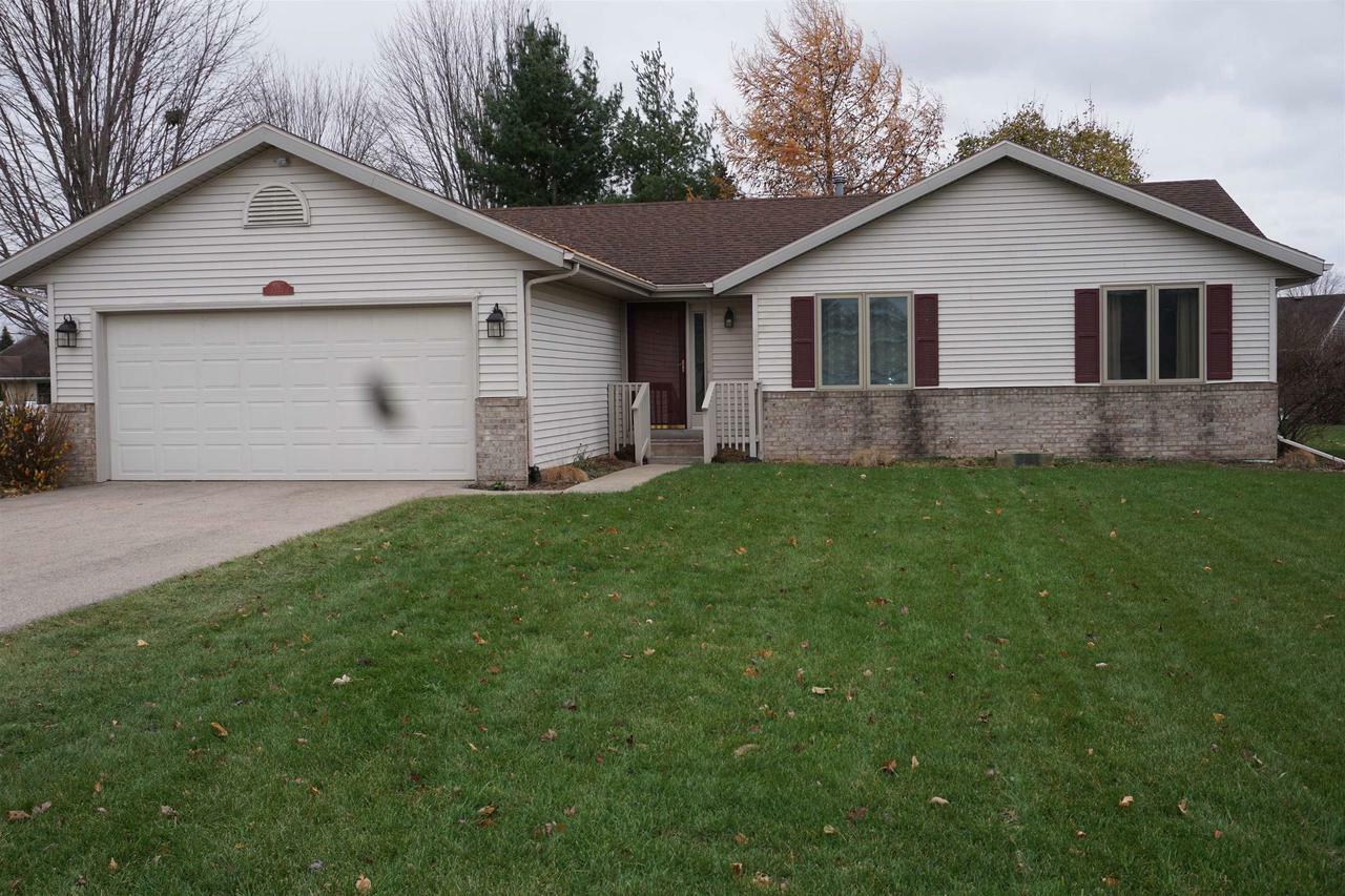 Property Photo:  2067 Cobblestone Ct  WI 53511 