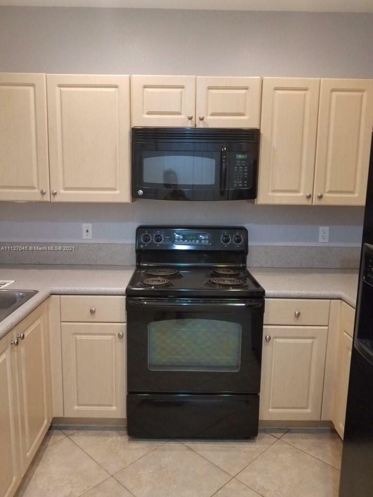 Property Photo:  417 SW 147th Ave 109  FL 33027 