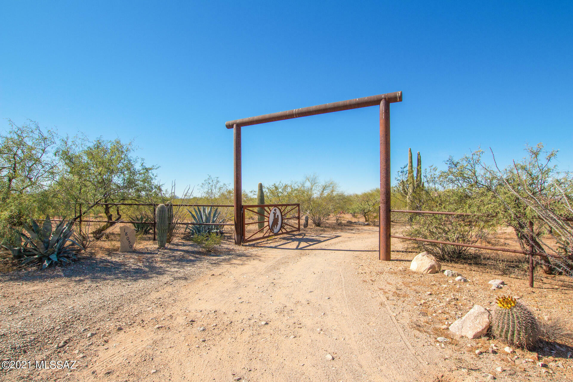 Property Photo: 18050 S Desert Saguaro Shadow Place AZ 85629