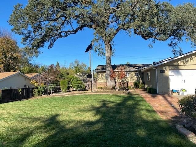 Property Photo: 8725 Mohawk Way CA 95628