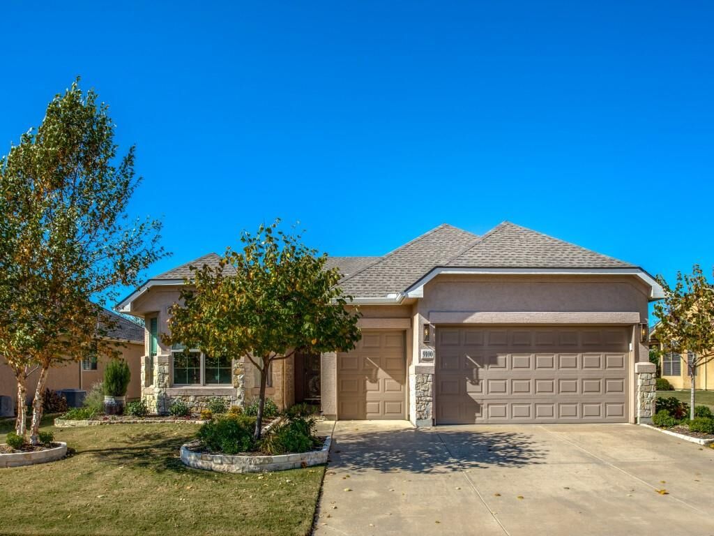 Property Photo:  9100 Bradford Street  TX 76207 