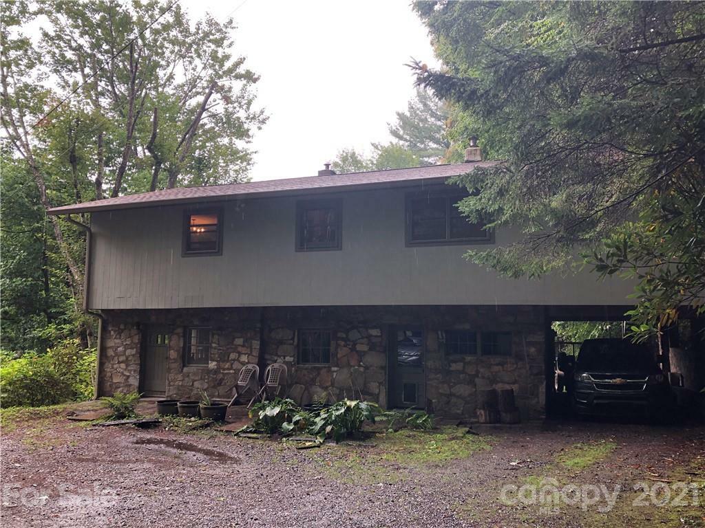 Property Photo:  3995 Hemphill Road  NC 28785 