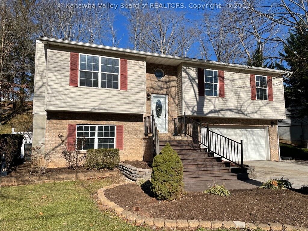 Property Photo: 5306 Dalewood Drive WV 25313