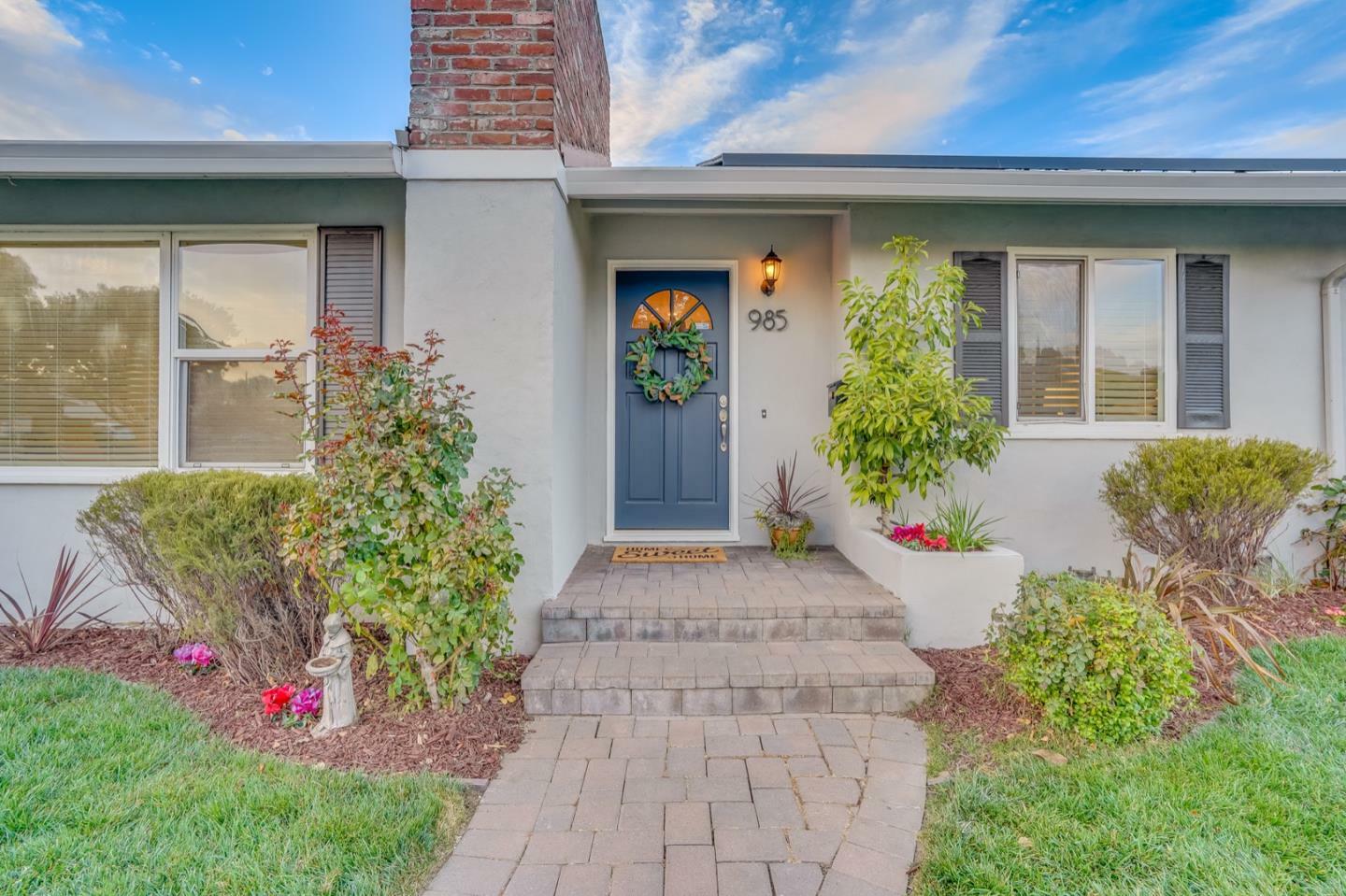 Property Photo:  985 Camino Drive  CA 95050 