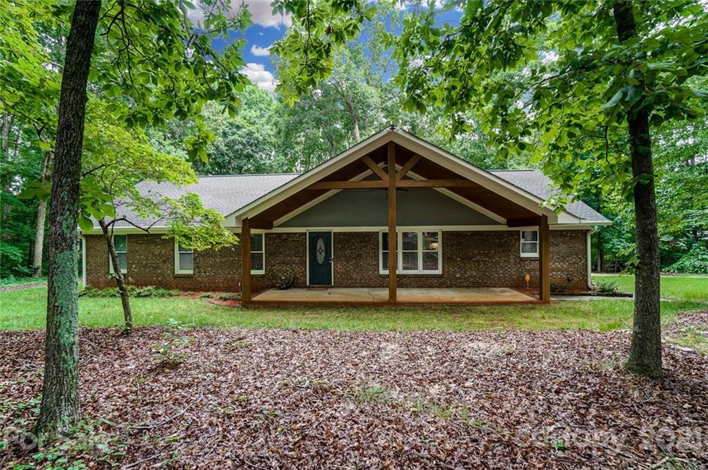 Property Photo: 2800 Tom Laney Road NC 28112