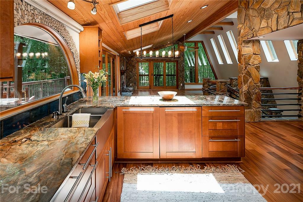 Property Photo: 3016 Champaign Street NC 28210