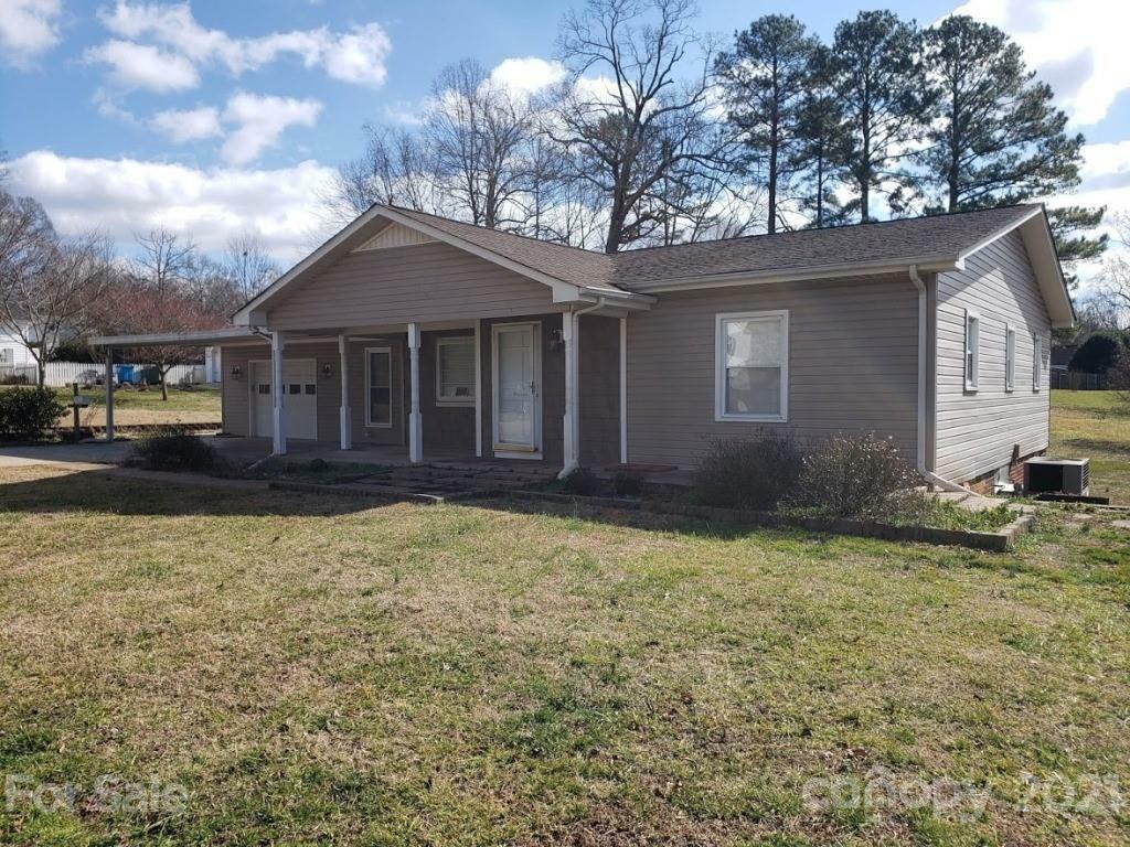 Property Photo:  403 Calhoun Street  SC 29715 