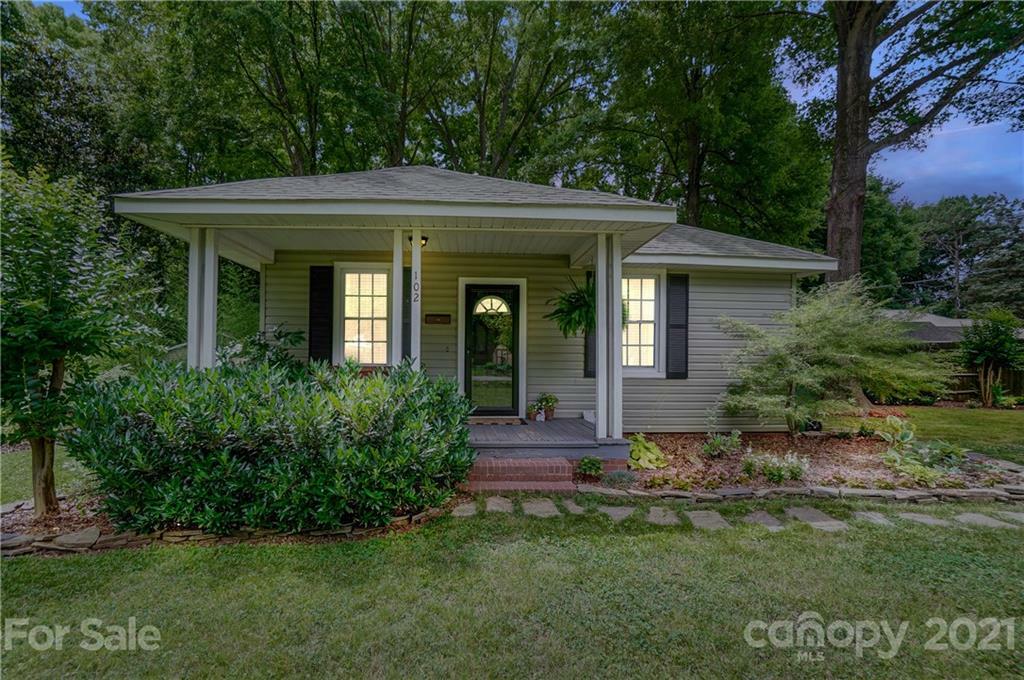 Property Photo:  102 Forest Drive  NC 28120 