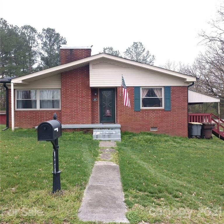 Property Photo:  403 Ludwig Avenue  NC 28027 