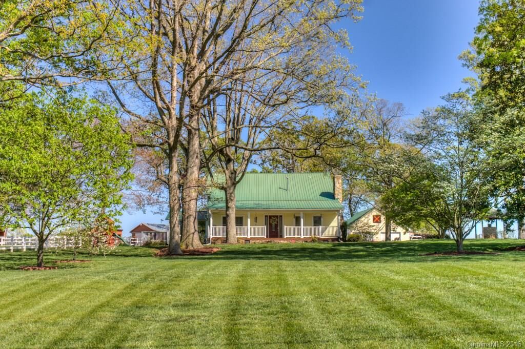 Property Photo: 1765 Salem Church Road NC 28092