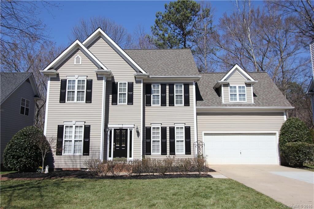 Property Photo: 16919 Hampton Crossing Drive NC 28078