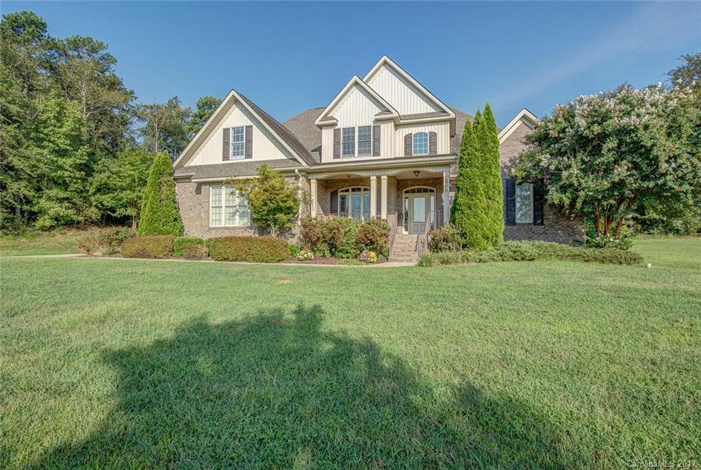 Property Photo:  206 Cross Creek Drive  NC 28021 