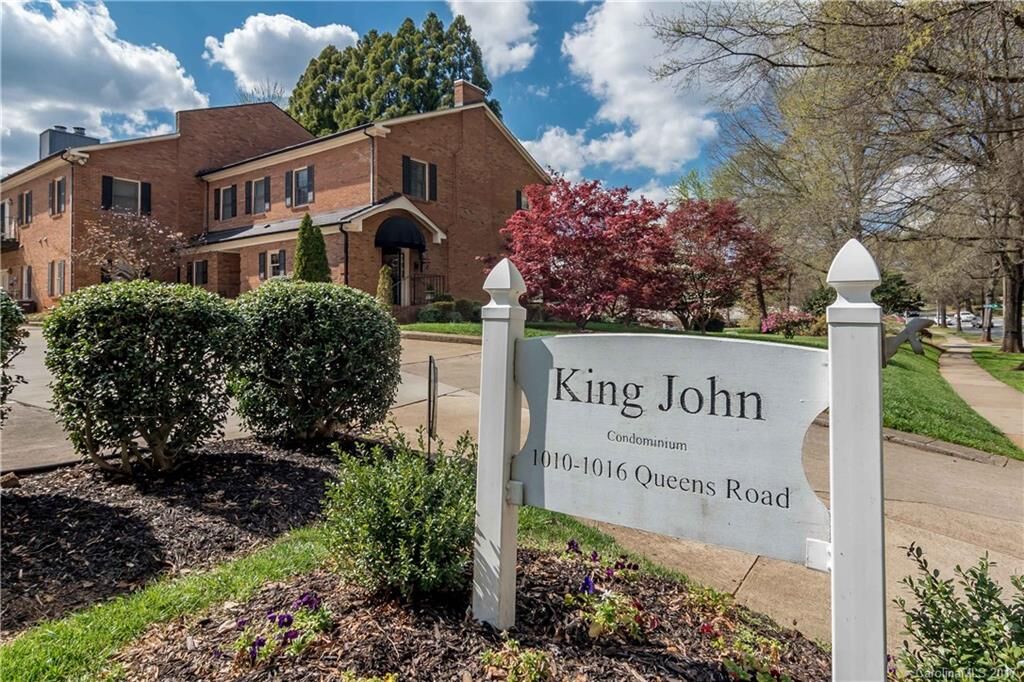 Property Photo:  1012 Queens Road C  NC 28207 