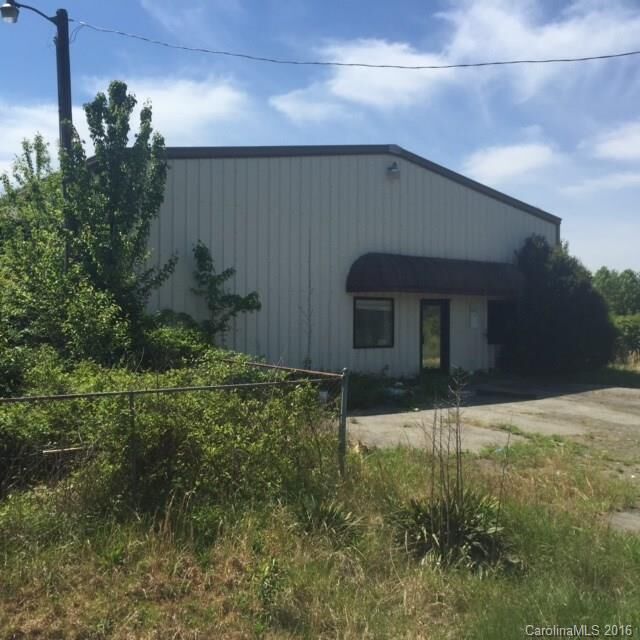 Property Photo: 6046 Nolen Acres Lane NC 28080