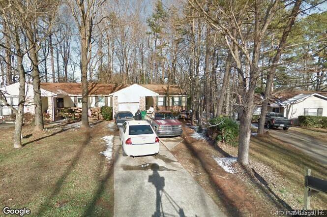 Property Photo:  6210 Spanish Oak Road  NC 28227 