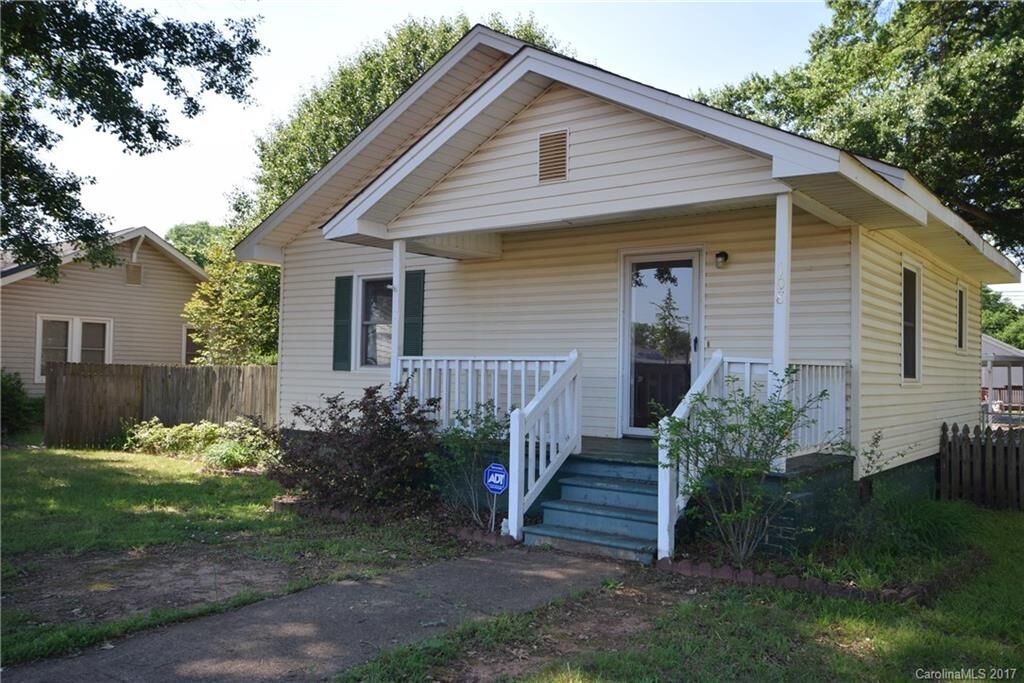 Property Photo:  108 Live Oak Drive  NC 28012 