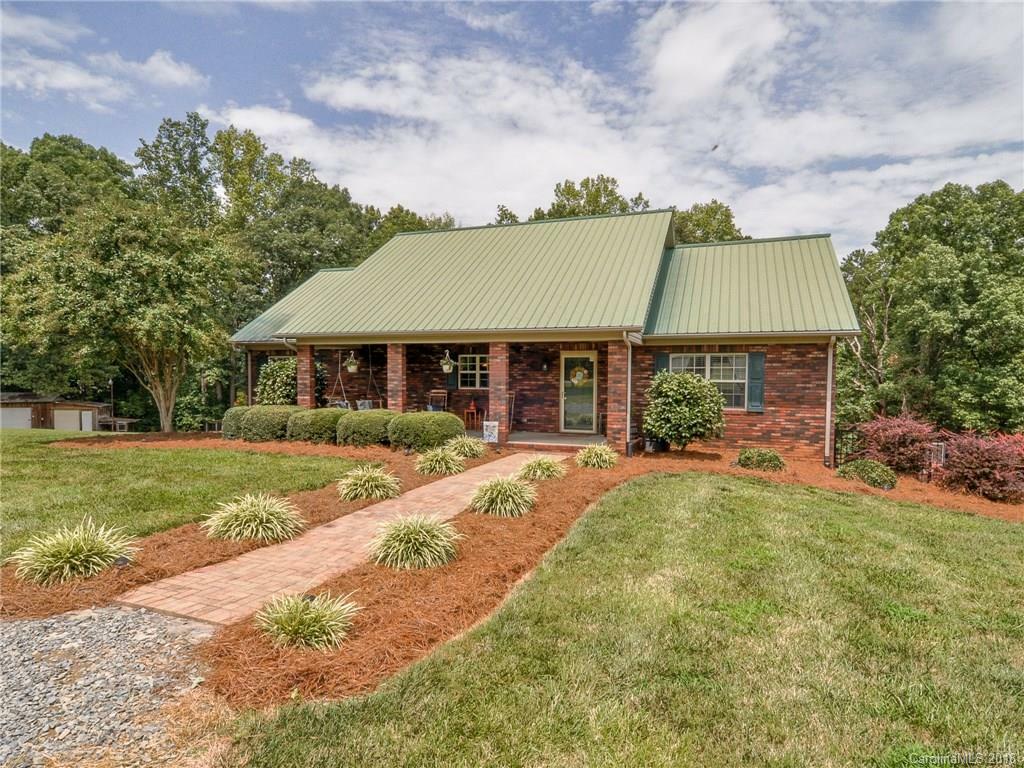 Property Photo:  11703 Edsel Drive  NC 28163 