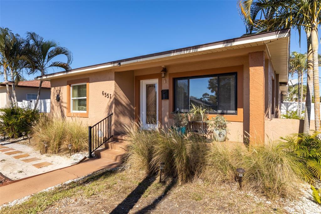 Property Photo: 6551 3rd Avenue S FL 33707