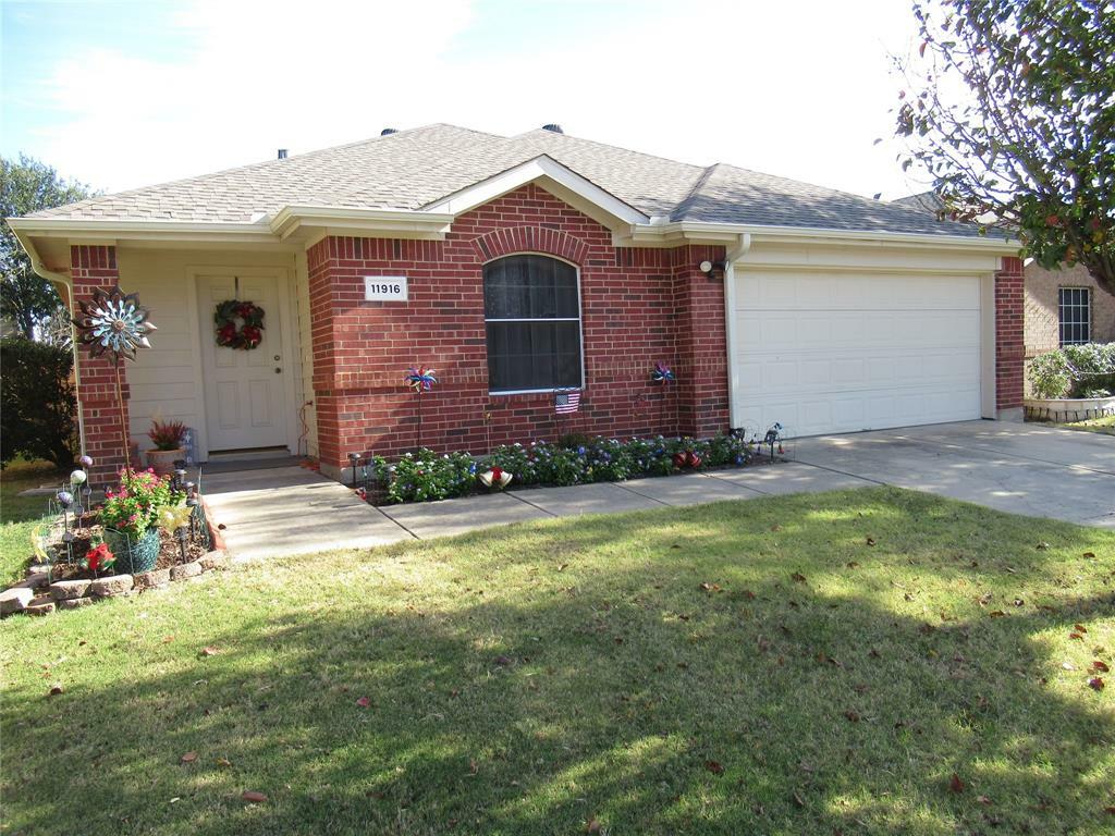 Property Photo:  11916 Hickory Circle  TX 76244 