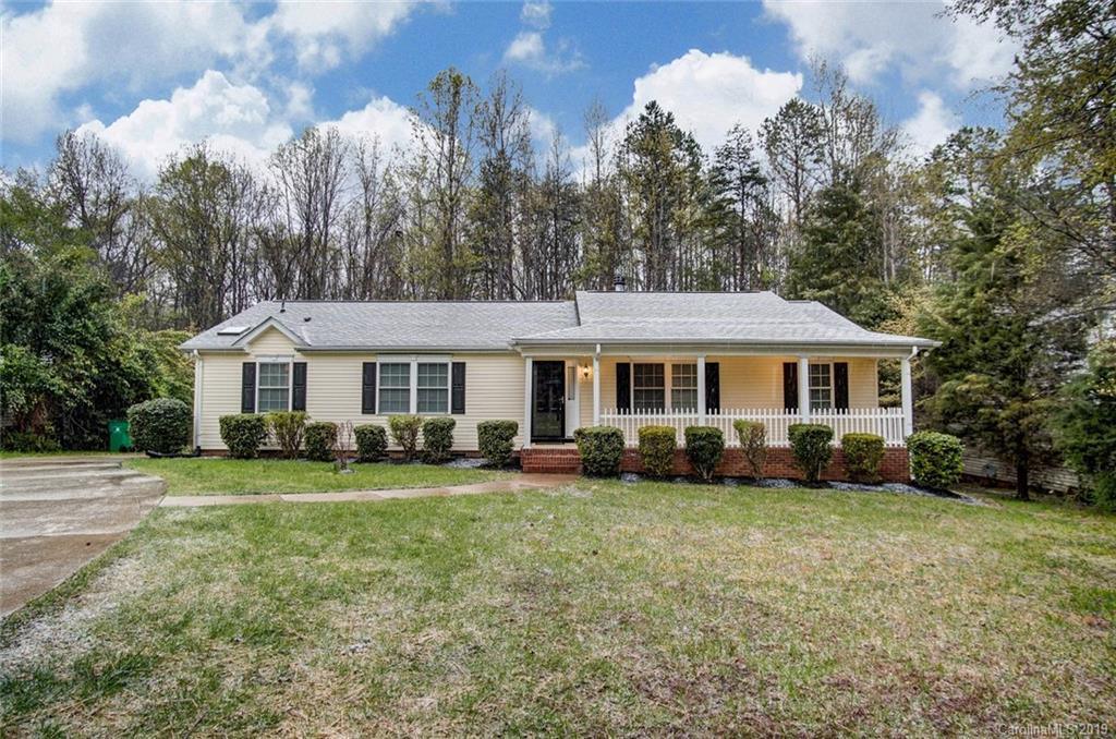 Property Photo: 6201 Randy Drive NC 28215