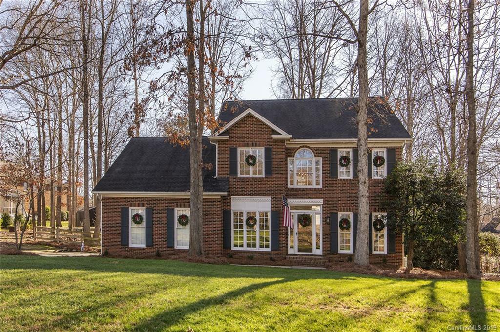 Property Photo:  2611 Willowbrook Drive  NC 28104 