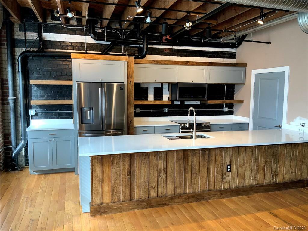 Property Photo: 162 S South Street 202A NC 28052