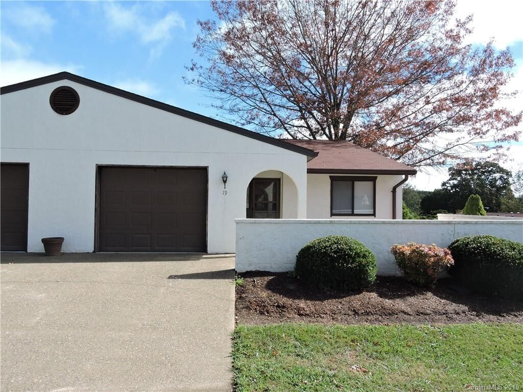 Property Photo: 19 Parkview Drive NC 28715