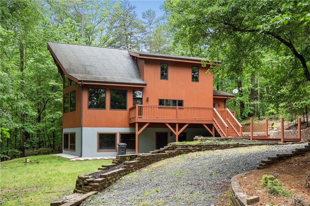 Property Photo: 16620 Youngblood Road NC 28278