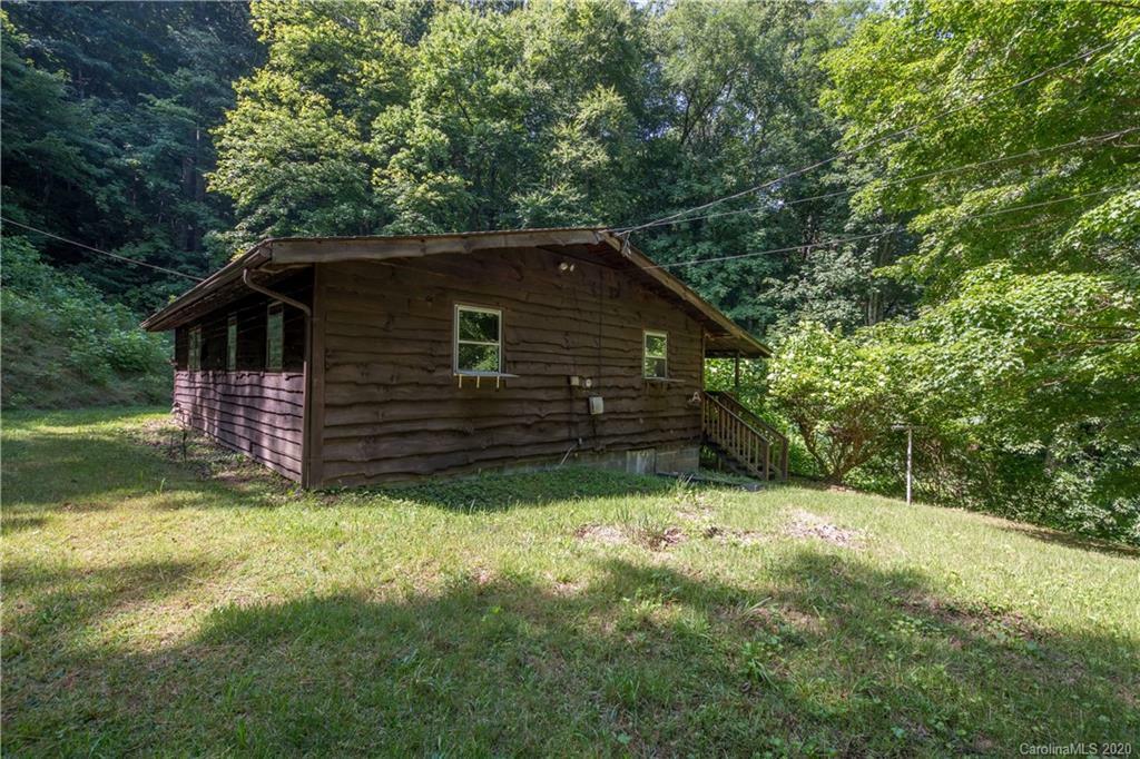 Property Photo:  6275 Soco Road  NC 28751 