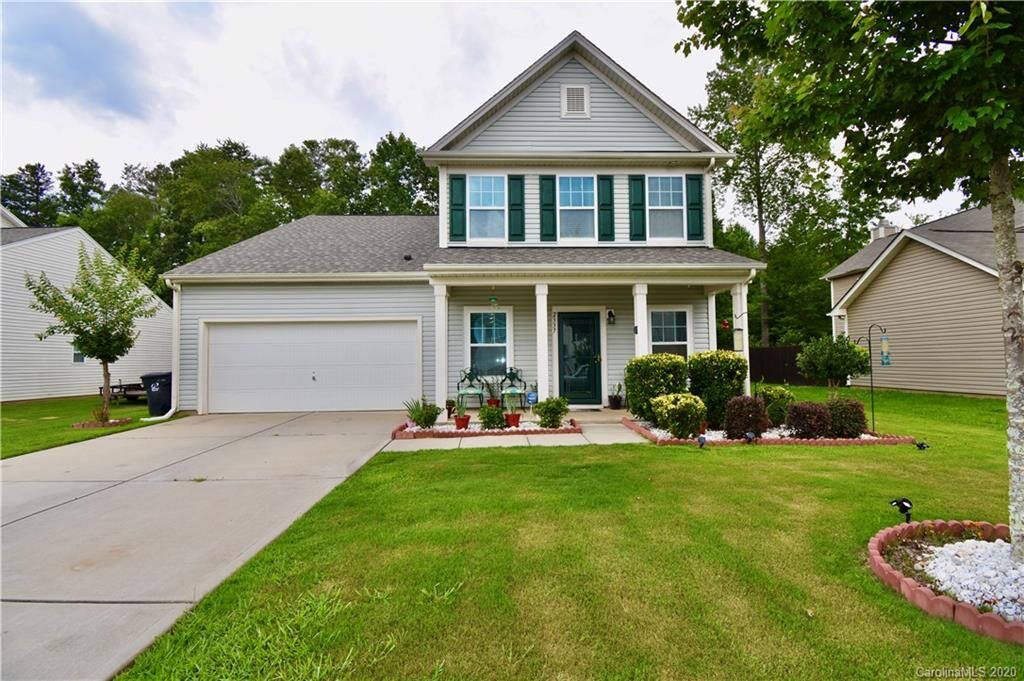 Property Photo: 2337 Lake Vista Drive 53 NC 28120