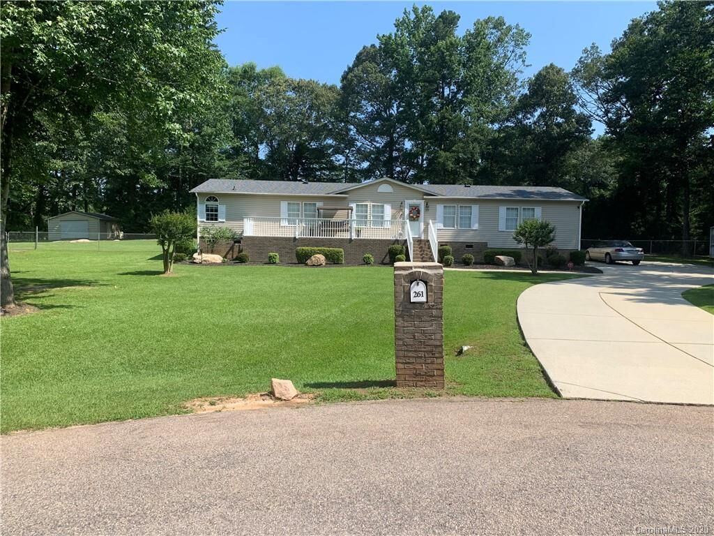 Property Photo:  261 N Bellwood Road  NC 28146