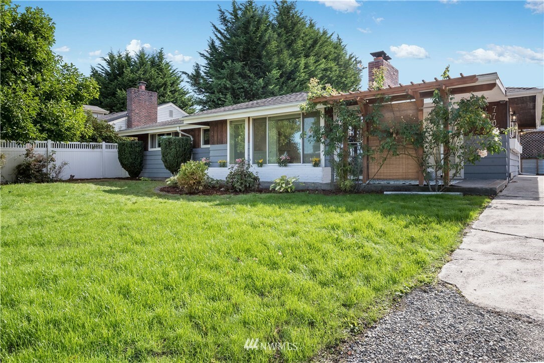 Property Photo:  7705 S Mission Drive  WA 98178 