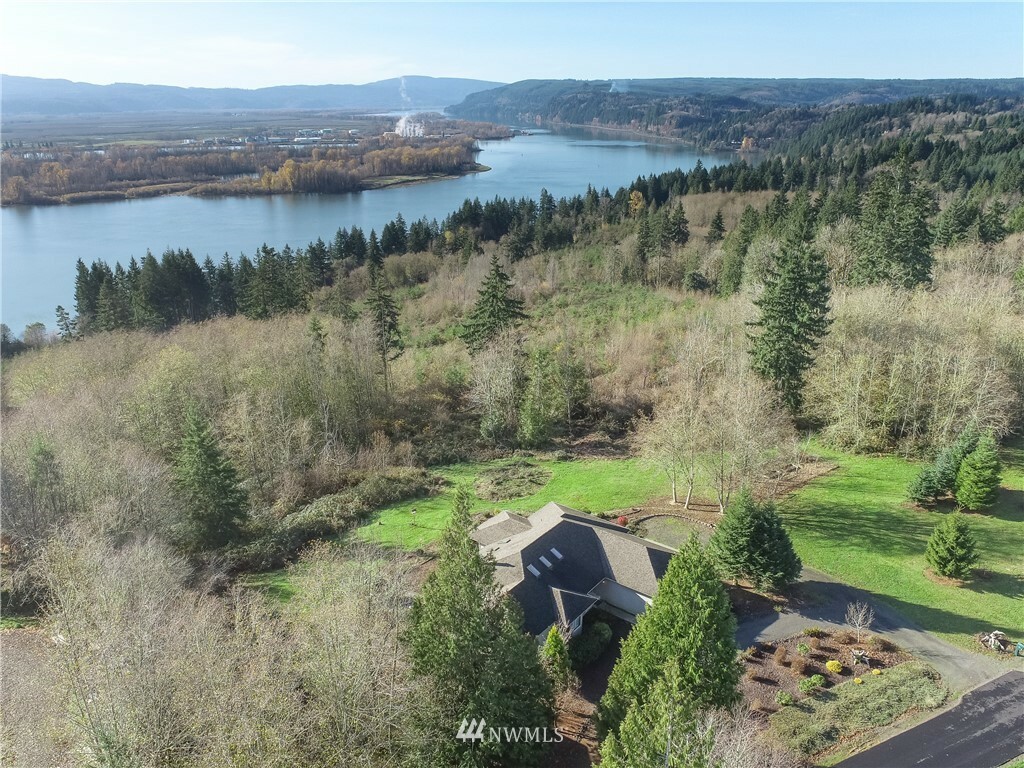 Property Photo:  625 E McAdams Road  WA 98632 