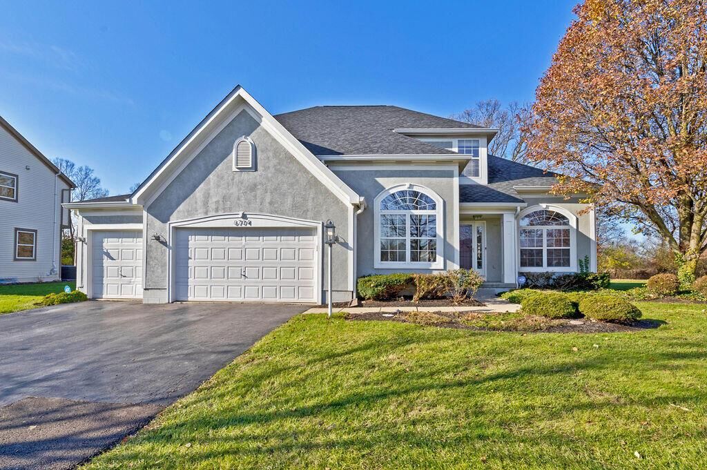Property Photo: 6704 Wisteria Circle OH 43016