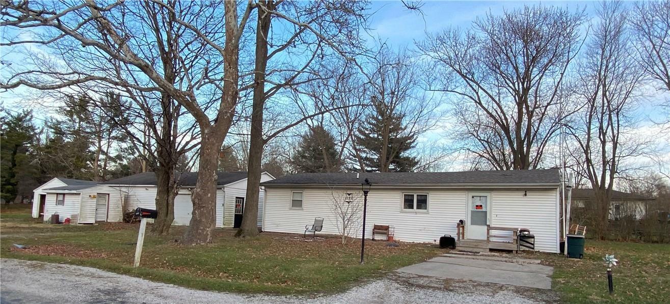 Property Photo:  1120 Shield Lane  IL 62549 