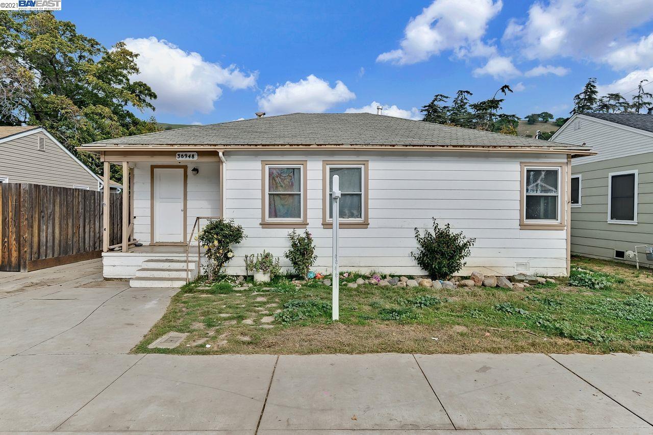 Property Photo: 36948 Niles Blvd CA 94536