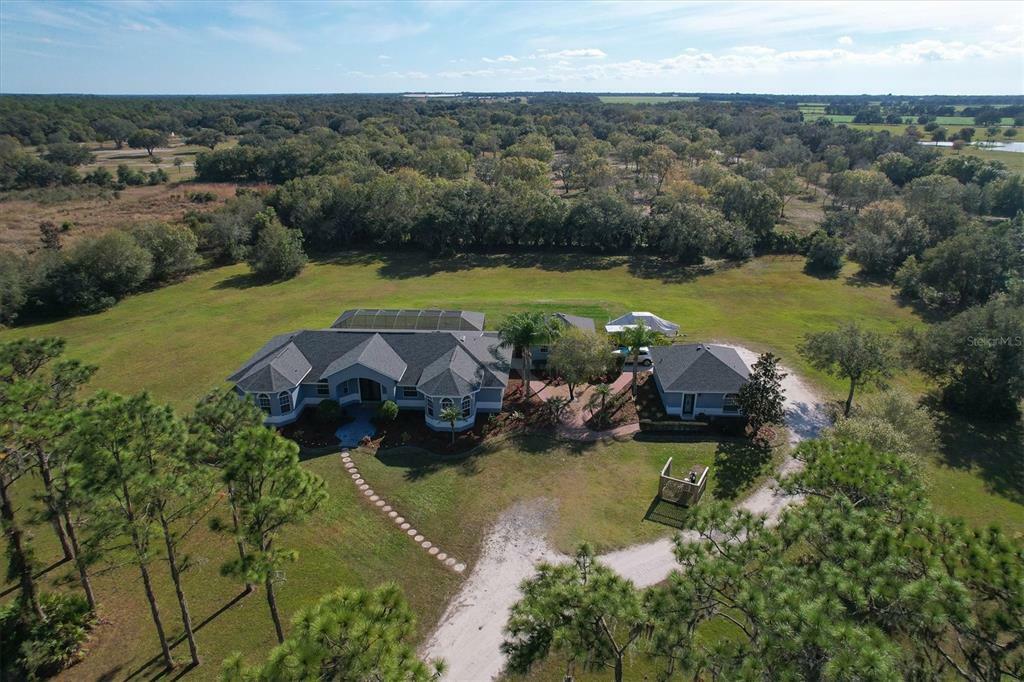 Property Photo:  29810 Saddlebag Trail  FL 34251 