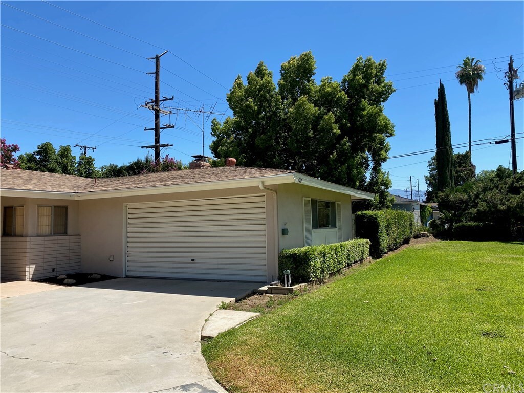 Property Photo:  940 Fulbright Avenue  CA 92373 
